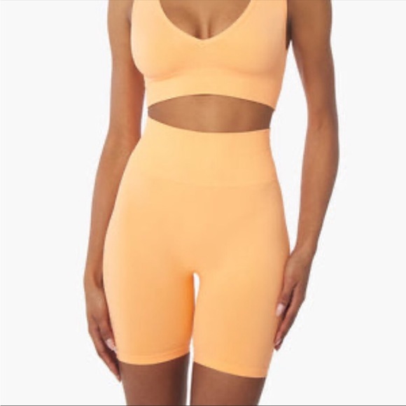 WeWoreWhat biker shorts (S) - Picture 2 of 10